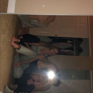 Meet your Posher, Chloe